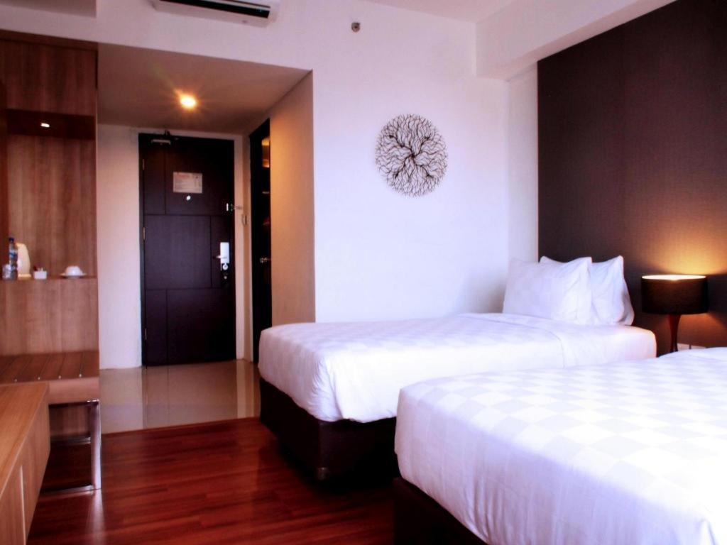 Arch Hotel בוגור מראה חיצוני תמונה