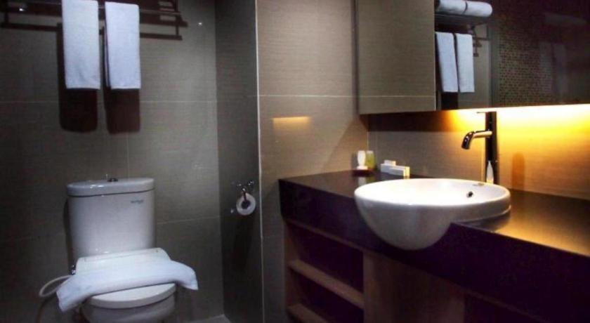 Arch Hotel בוגור מראה חיצוני תמונה