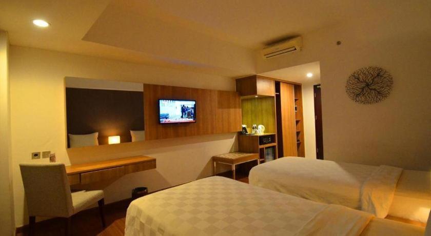 Arch Hotel בוגור מראה חיצוני תמונה