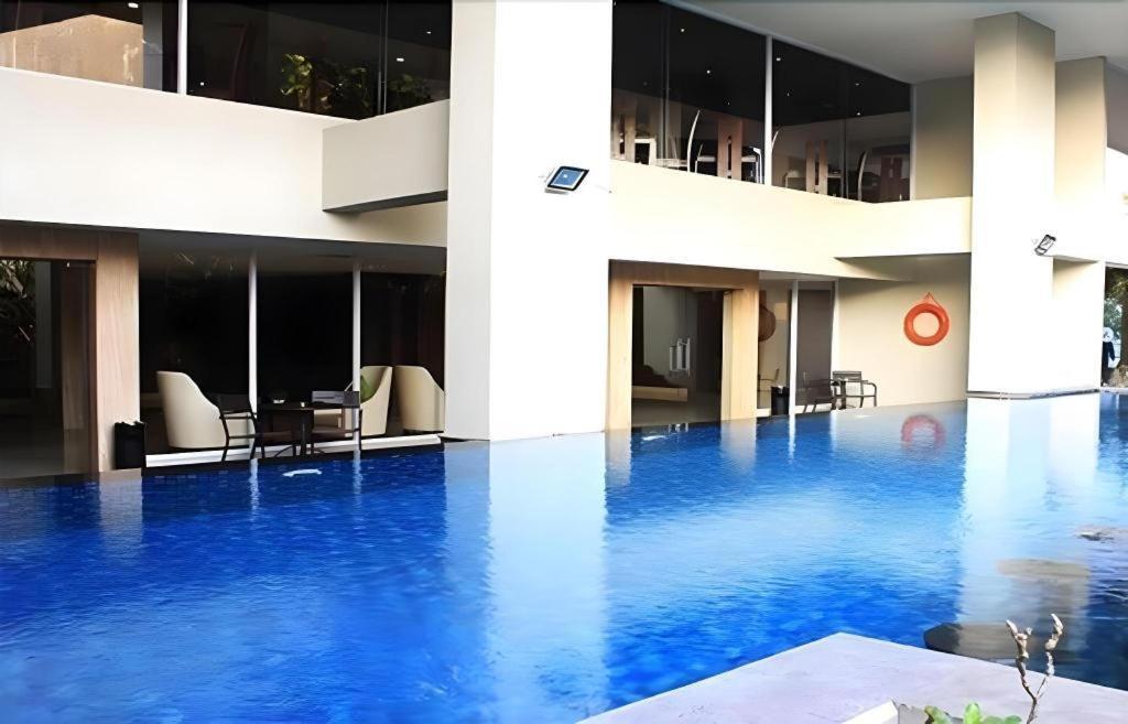 Arch Hotel בוגור מראה חיצוני תמונה